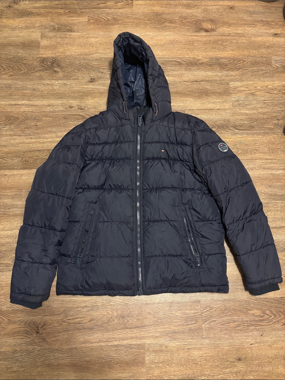 men’s tommy hilfiger puffer jacket